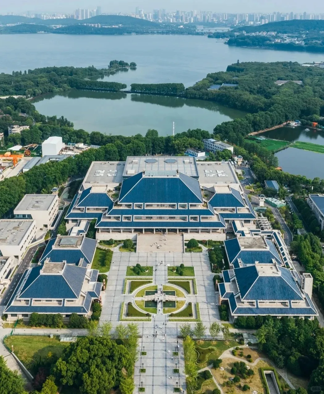 Hubei Provincial Museum exterior in Wuhan